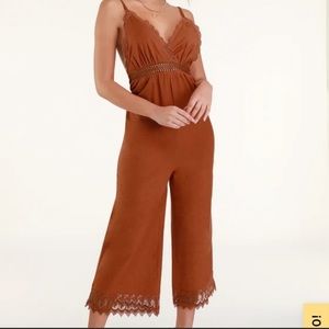Billabong burnt orange jumper